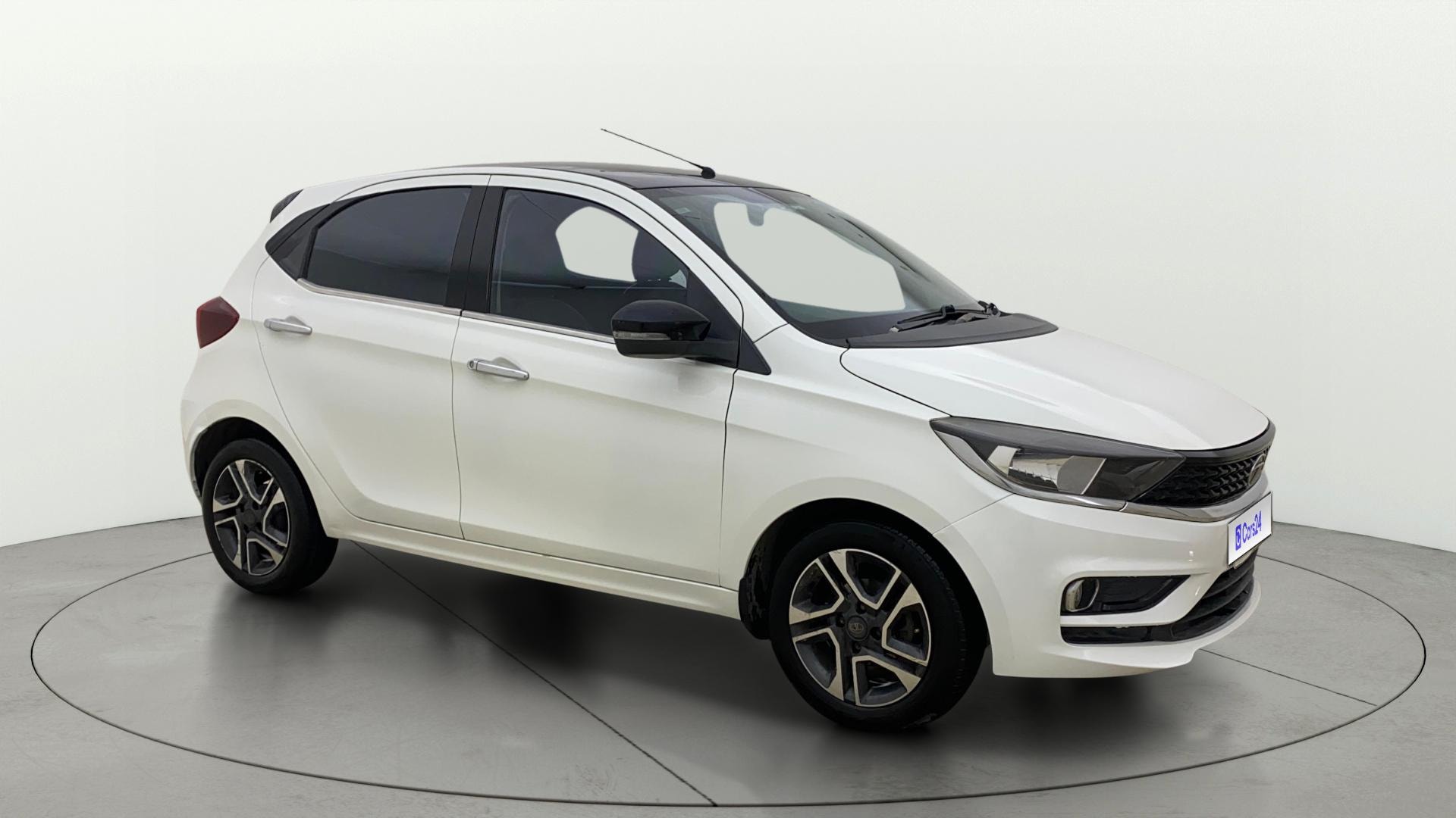 View 2022 Tata Tiago Revotorq XB Image 36 Used 2022 Tata Tiago Revotorq XB Image 36