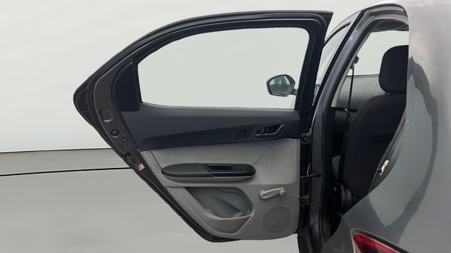 View Tata Tiago Image 14 Used Tata Tiago Image 14
