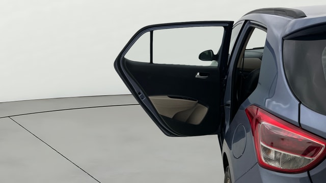 View Hyundai Grand i10 Image 15 Used Hyundai Grand i10 Image 15