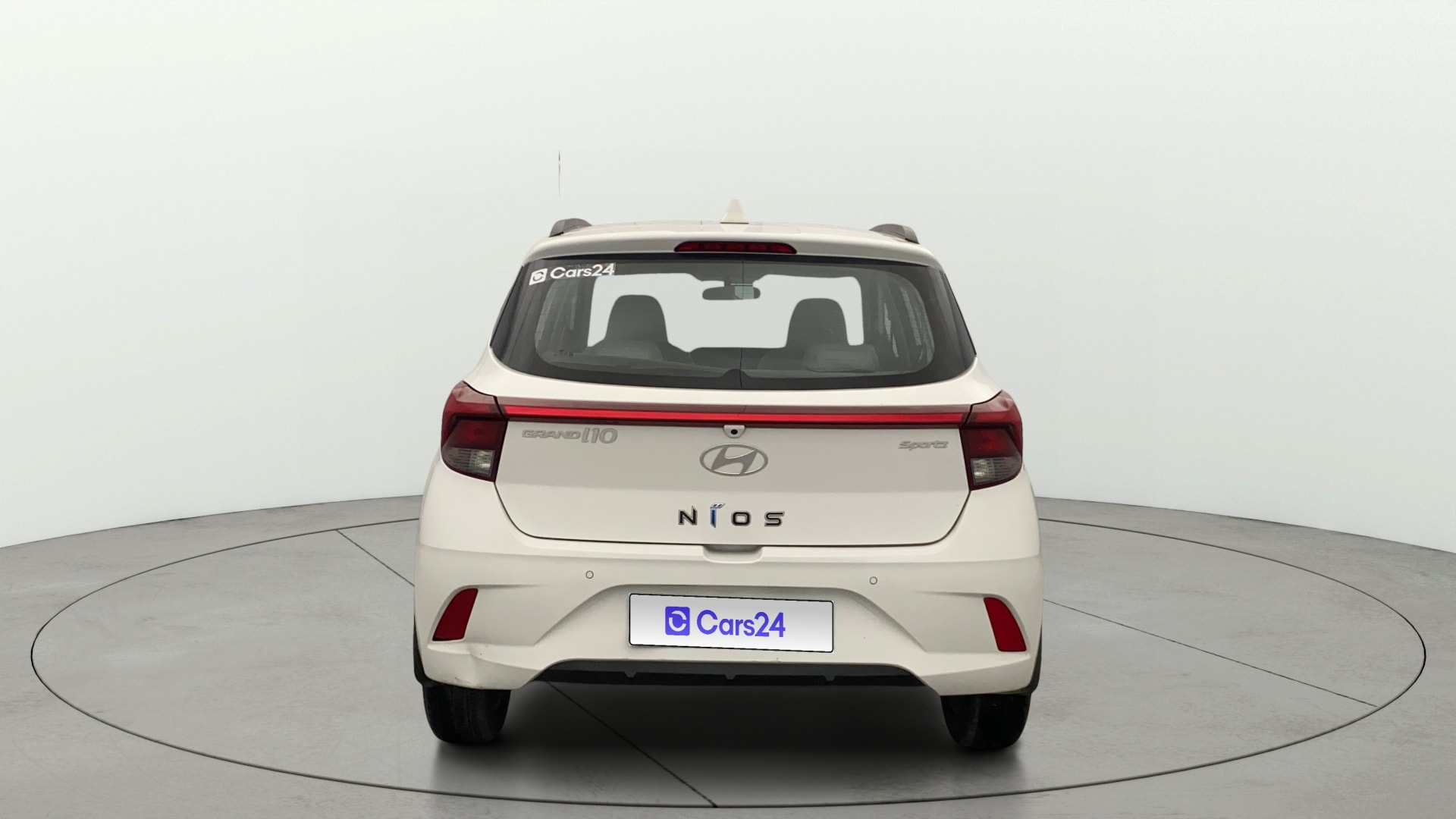 View 2023 Hyundai Grand i10 Nios Sportz Petrol AMT Image 45 Used 2023 Hyundai Grand i10 Nios Sportz Petrol AMT Image 45