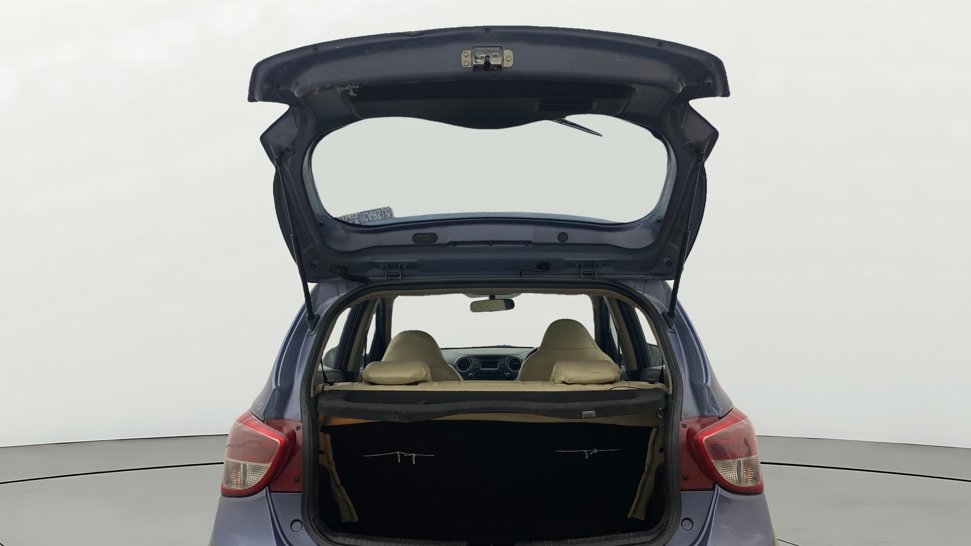 View 2015 Hyundai Grand i10 Asta AT 1.2 Kappa VTVT Image 16 Used 2015 Hyundai Grand i10 Asta AT 1.2 Kappa VTVT Image 16