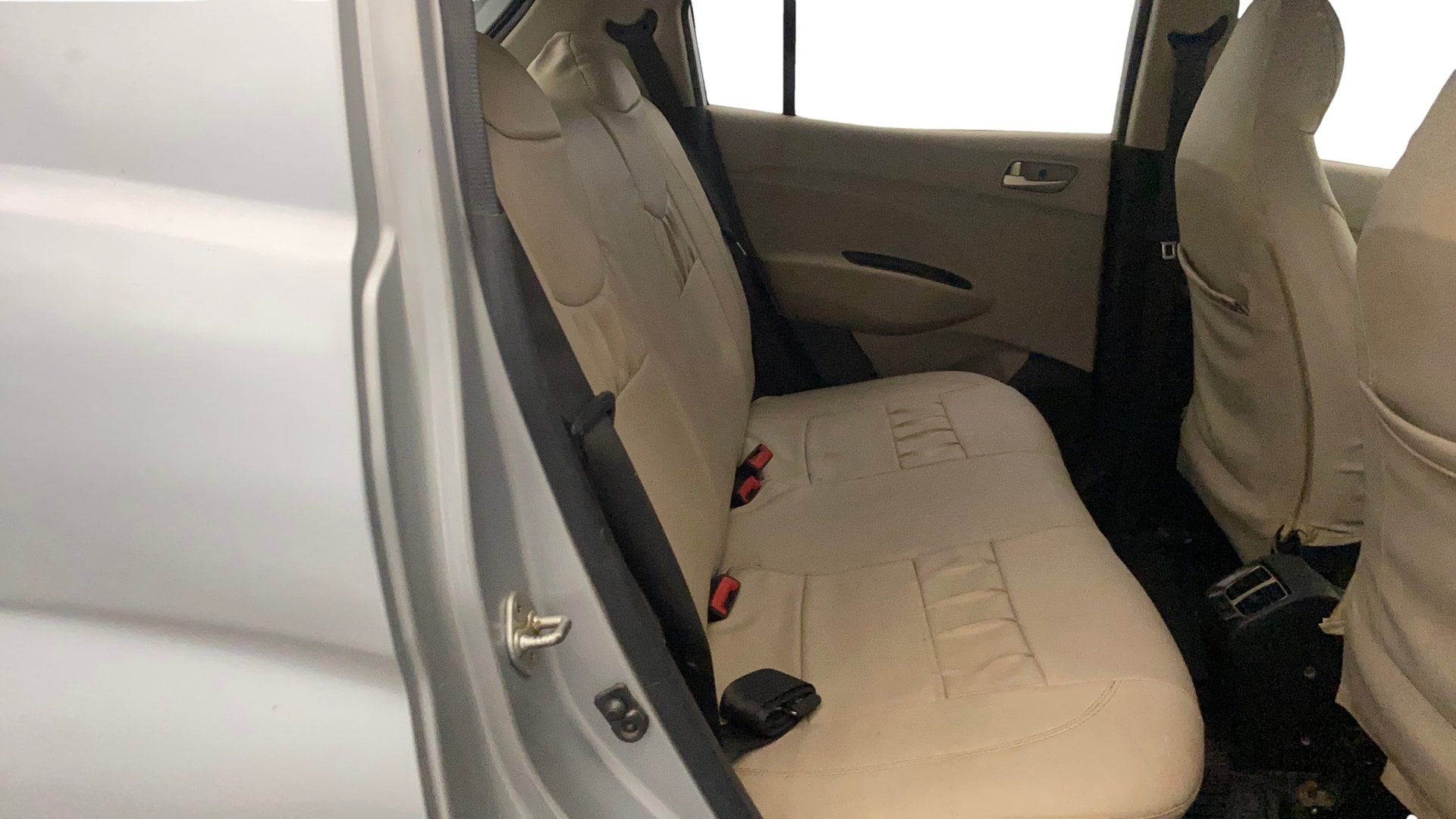 View 2019 Hyundai New Santro D-Lite Petrol Image 10 Used 2019 Hyundai New Santro D-Lite Petrol Image 10