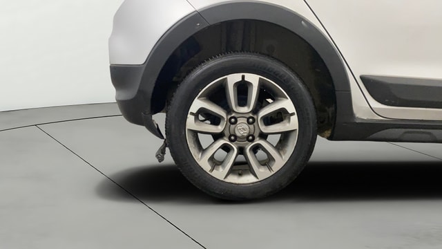 View Hyundai i20 Active Image 35 Used Hyundai i20 Active Image 35
