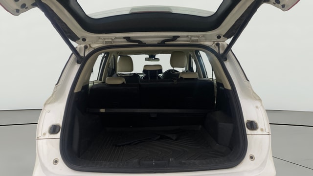 View MG Hector Image 39 Used MG Hector Image 39