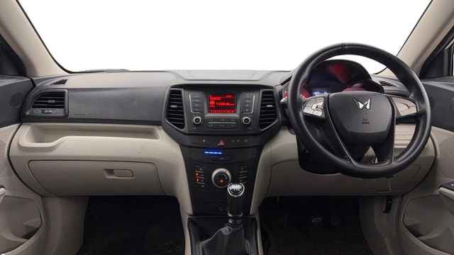 View Mahindra XUV300 Image 29 Used Mahindra XUV300 Image 29