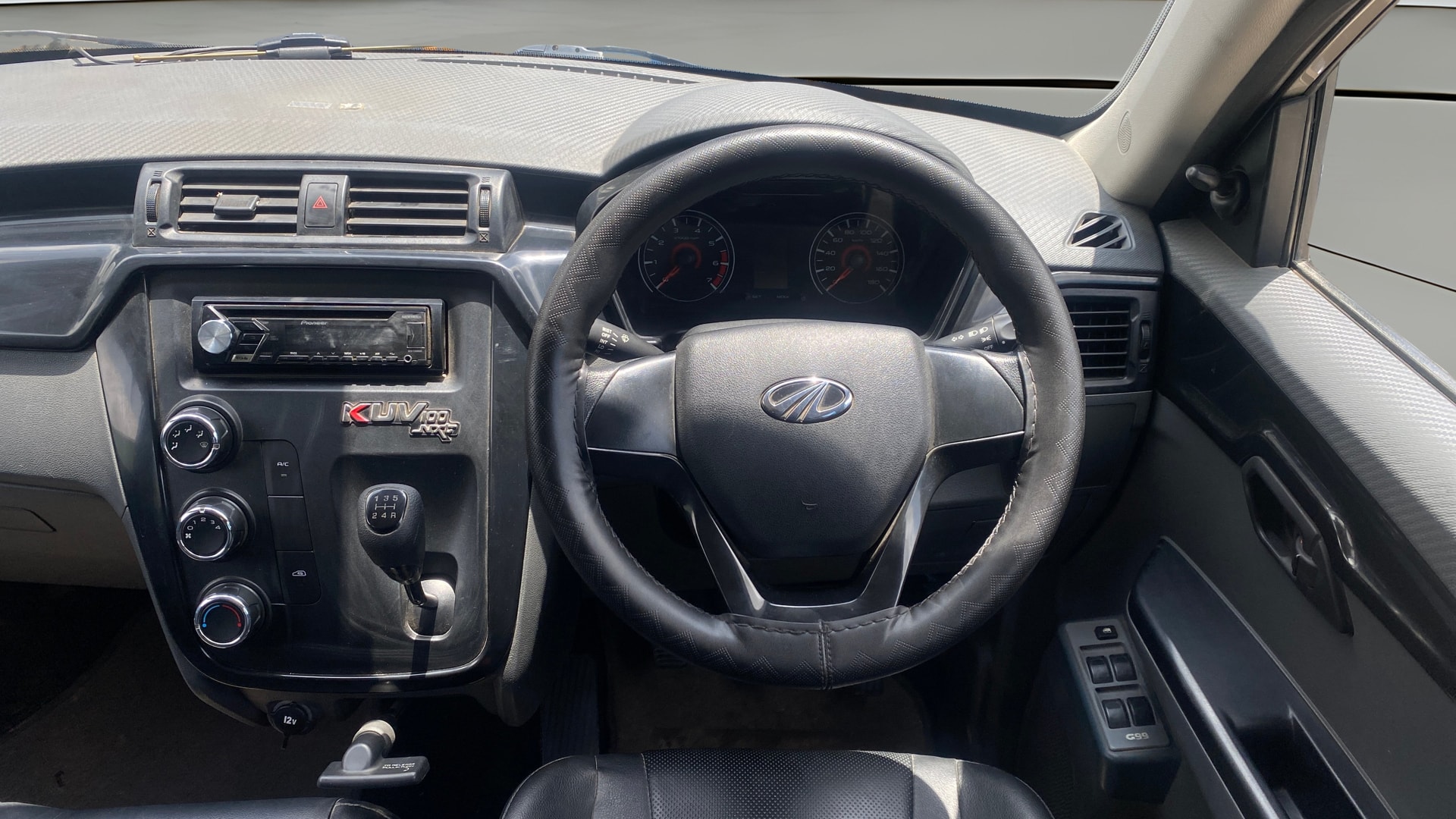 Used 2018 Mahindra KUV100 Used 2018 Mahindra KUV100