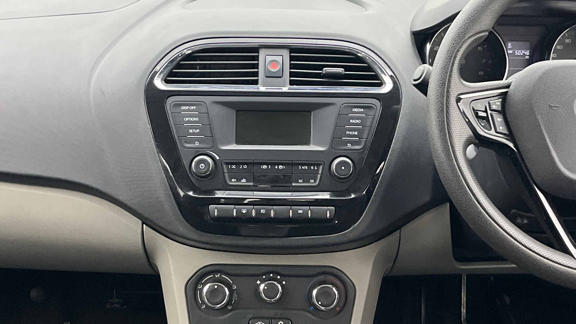 View 2019 Tata Tiago Revotorq XB Image 17 Used 2019 Tata Tiago Revotorq XB Image 17
