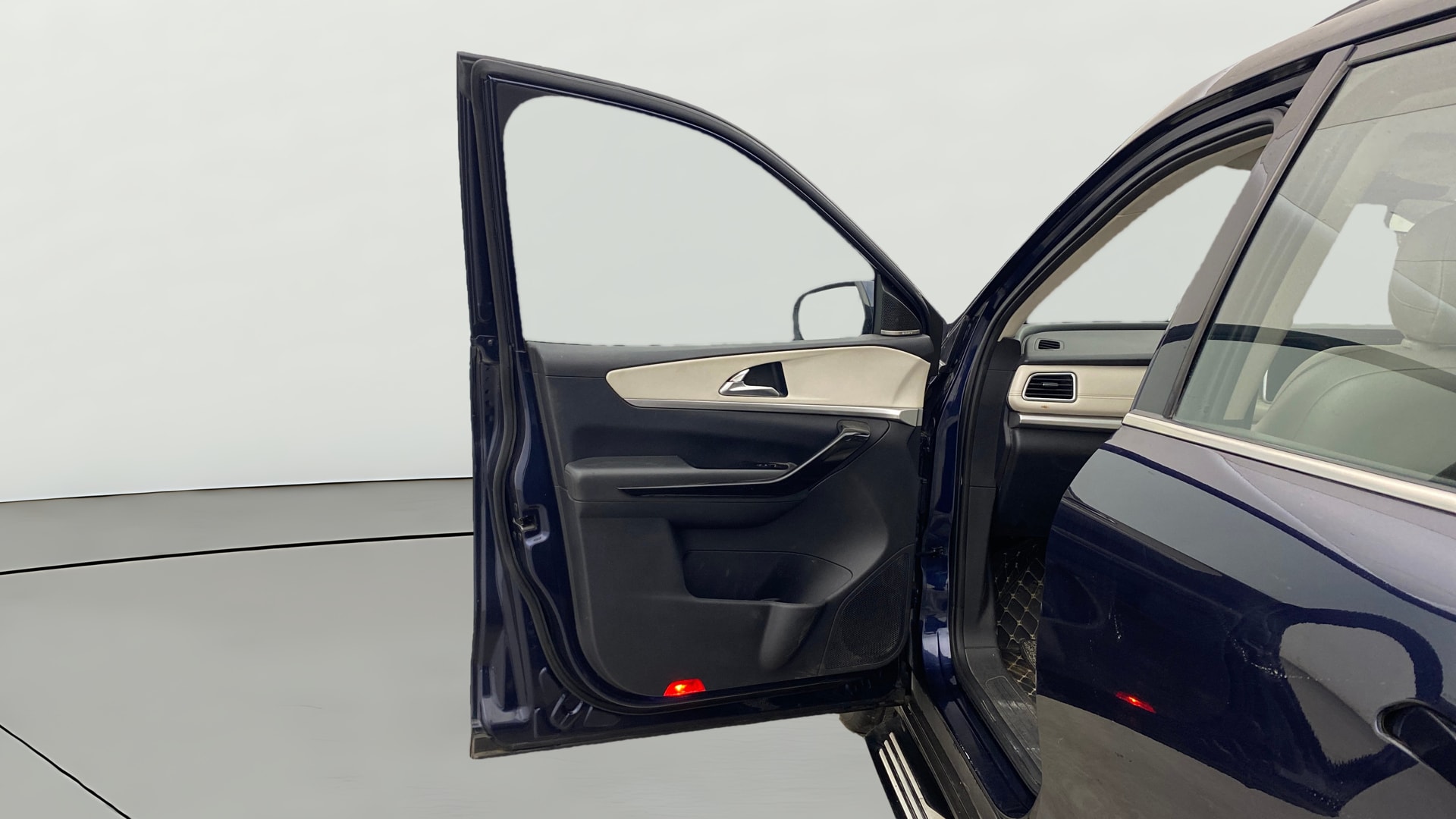 Used 2021 Mahindra XUV700 Used 2021 Mahindra XUV700