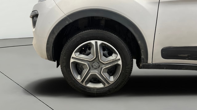 View Tata Nexon Image 27 Used Tata Nexon Image 27