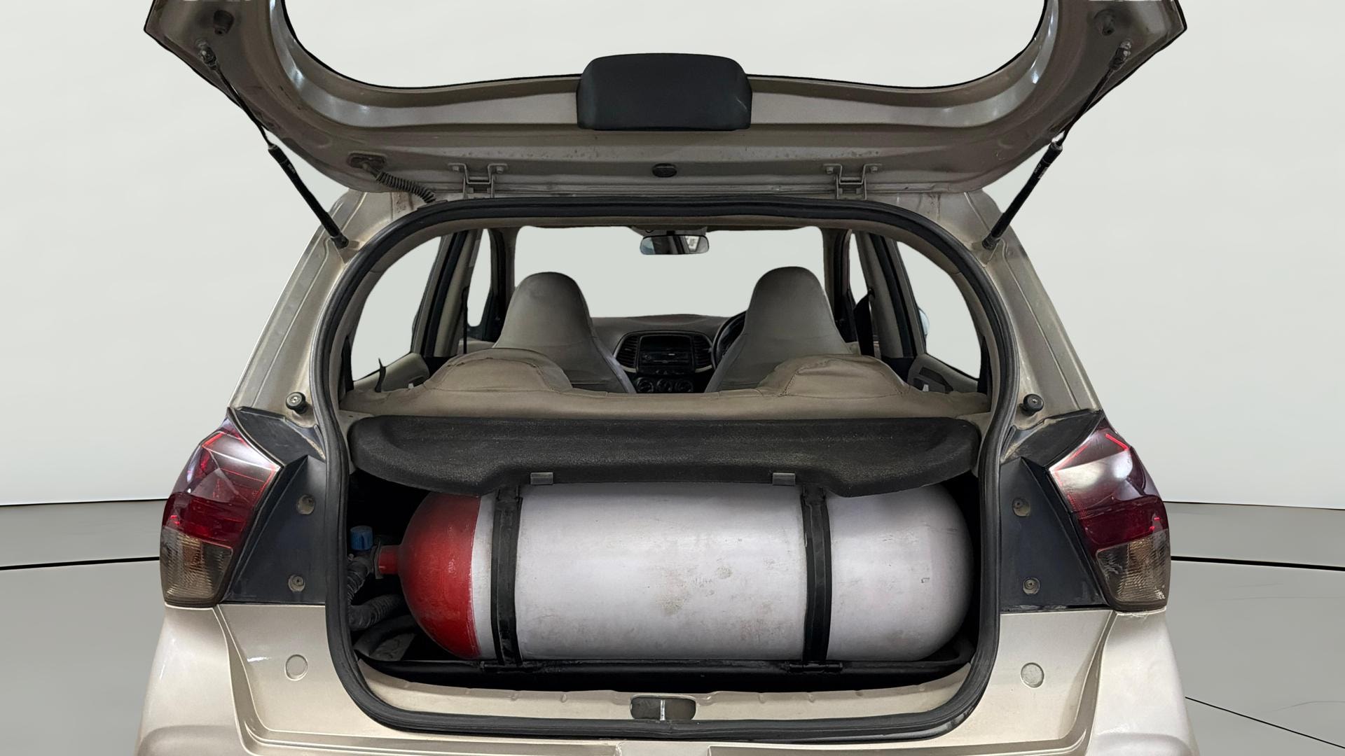 View 2018 Hyundai New Santro Magna CNG Image 36 Used 2018 Hyundai New Santro Magna CNG Image 36