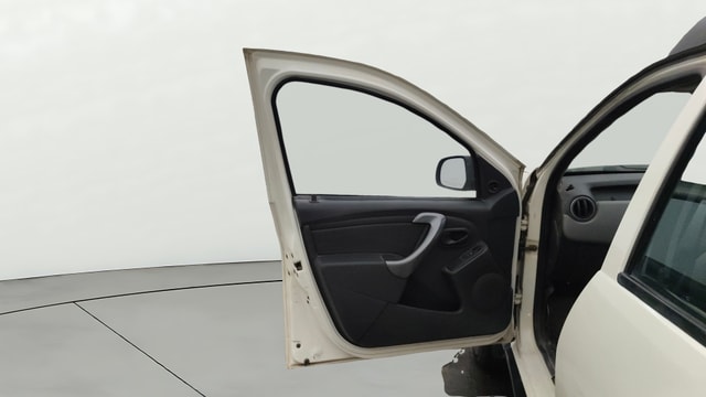 View Renault Duster Image 30 Used Renault Duster Image 30