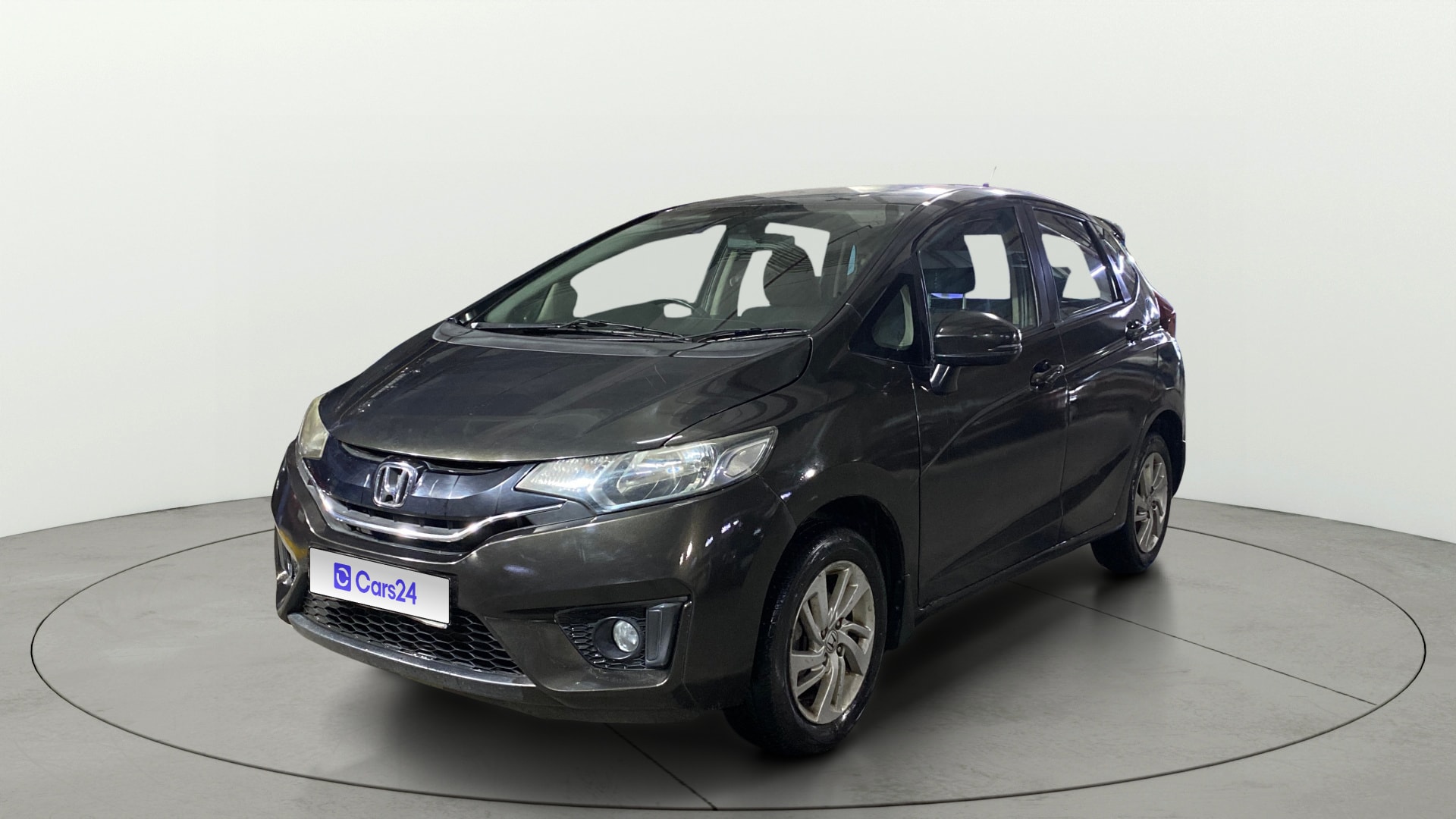 View 2015 Honda Jazz E MT Diesel Image 35 Used 2015 Honda Jazz E MT Diesel Image 35