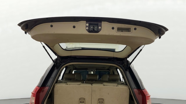 View Mahindra XUV500 Image 33 Used Mahindra XUV500 Image 33