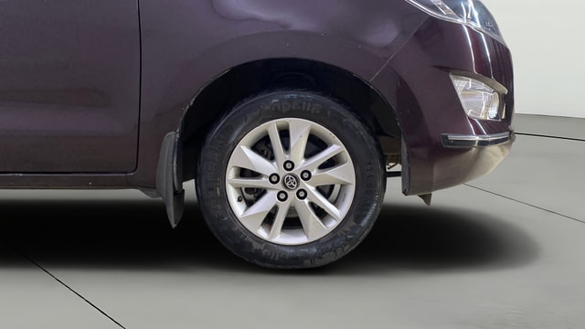View Toyota Innova Crysta Image 43 Used Toyota Innova Crysta Image 43