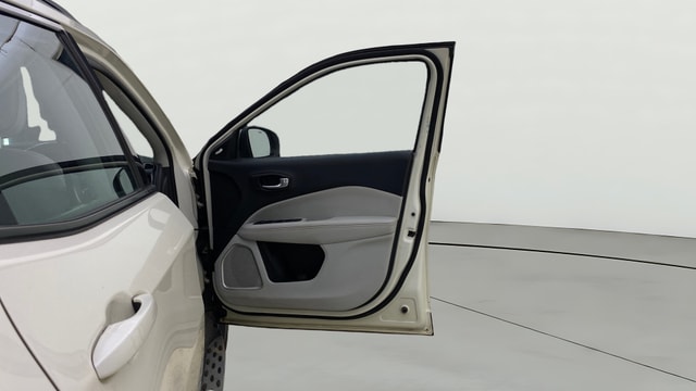 View Jeep Compass Image 46 Used Jeep Compass Image 46