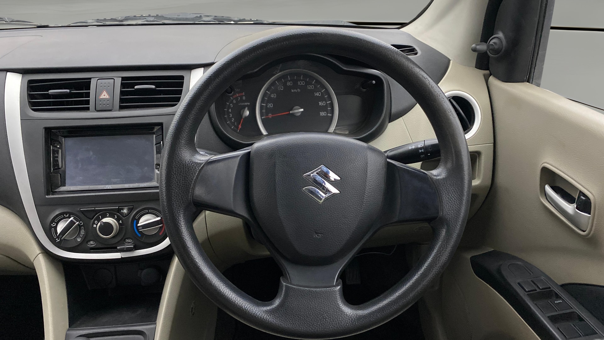 View 2015 Maruti Suzuki 1000 Base Variant Image 20 Used 2015 Maruti Suzuki 1000 Base Variant Image 20