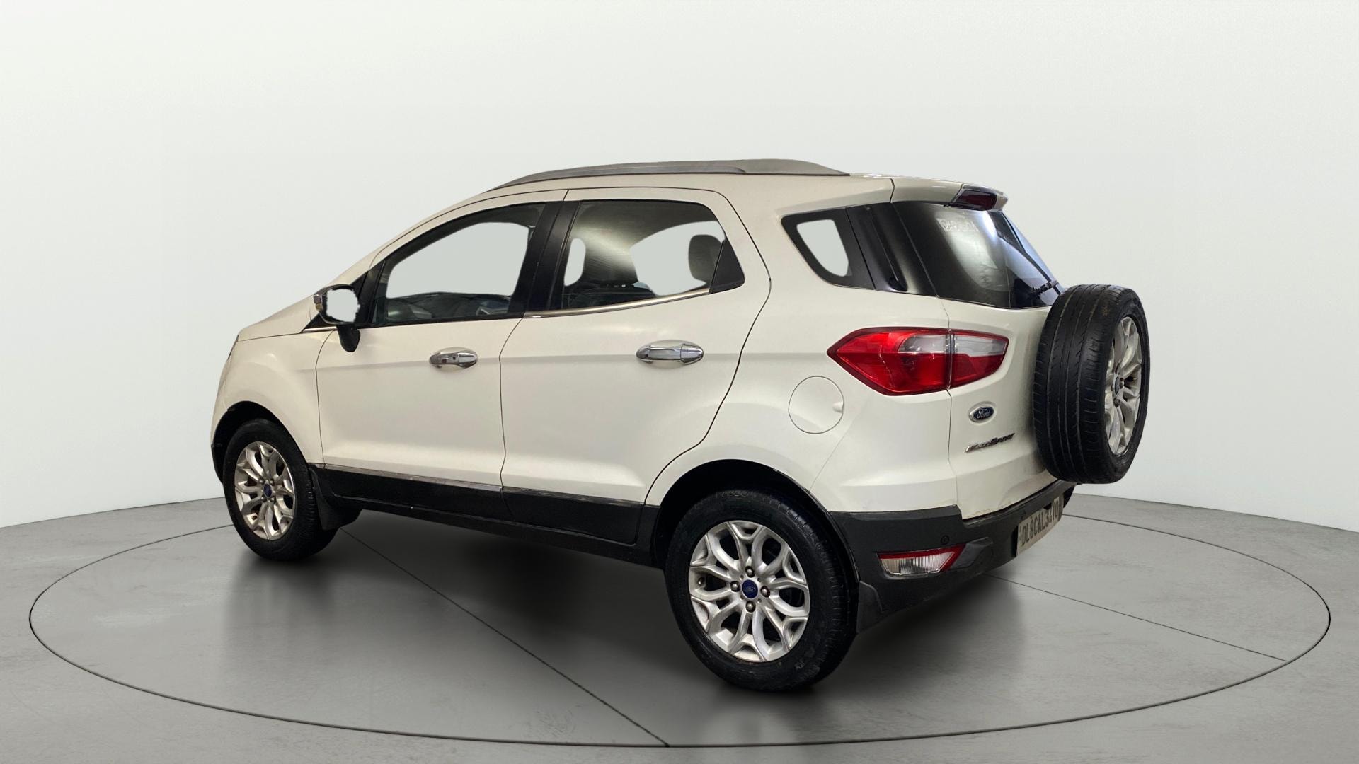View 2015 Ford EcoSport 1.0L Petrol Ecoboost Titanium Image 2 Used 2015 Ford EcoSport 1.0L Petrol Ecoboost Titanium Image 2