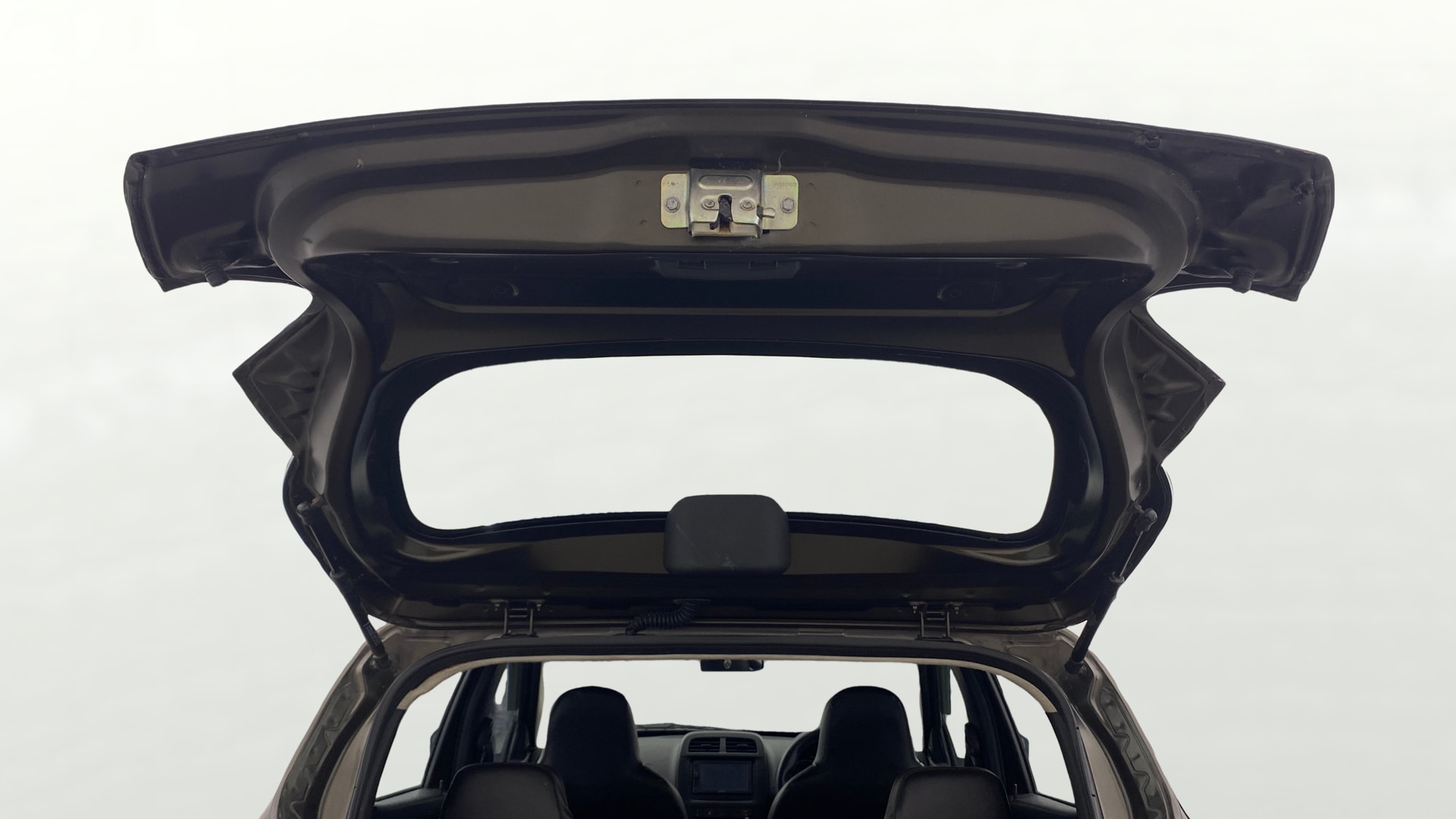 View 2020 Renault Kwid RXL 1.0 AMT BS IV Image 16 Used 2020 Renault Kwid RXL 1.0 AMT BS IV Image 16