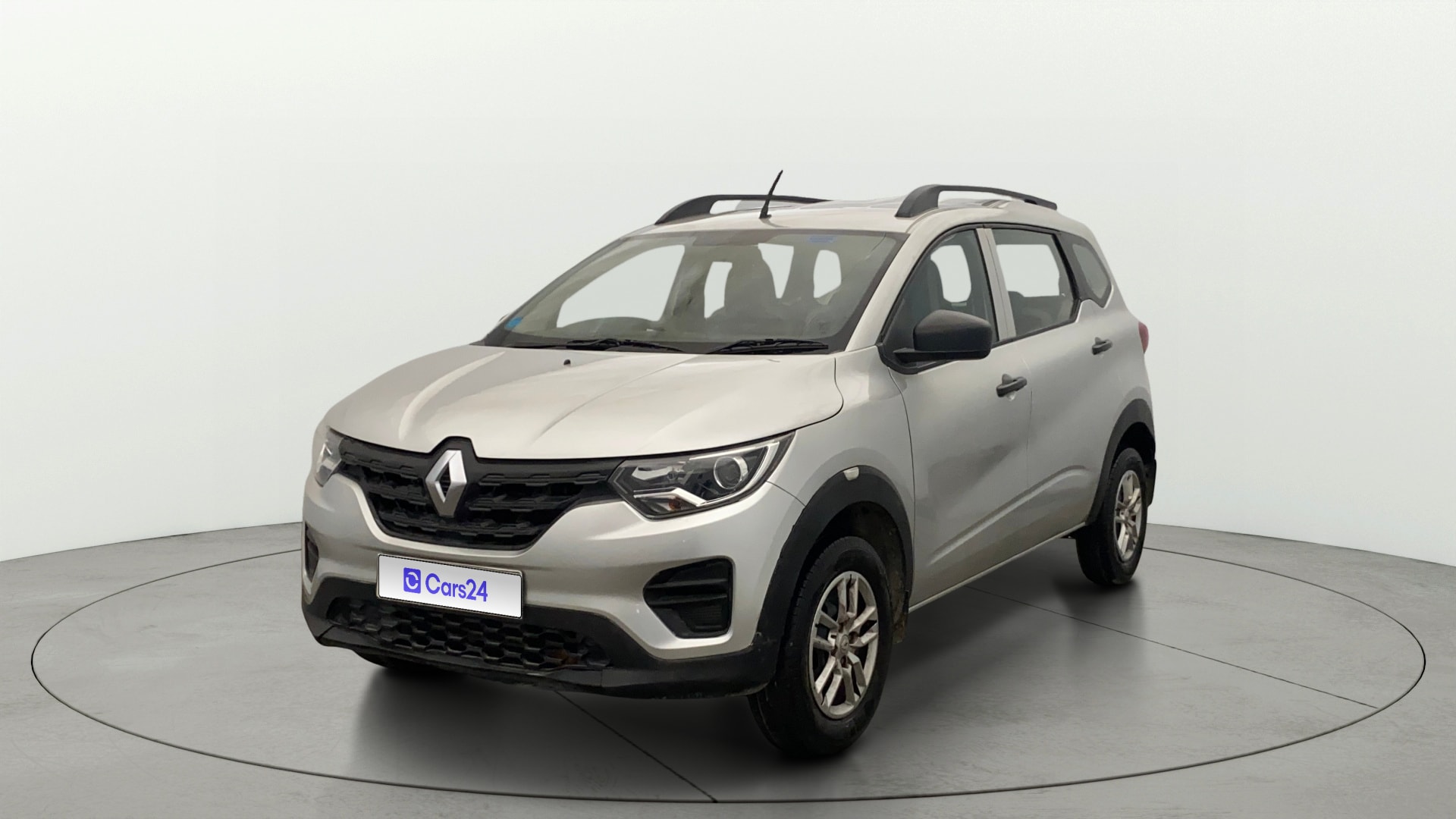 View 2022 Renault Triber RXE Image 23 Used 2022 Renault Triber RXE Image 23