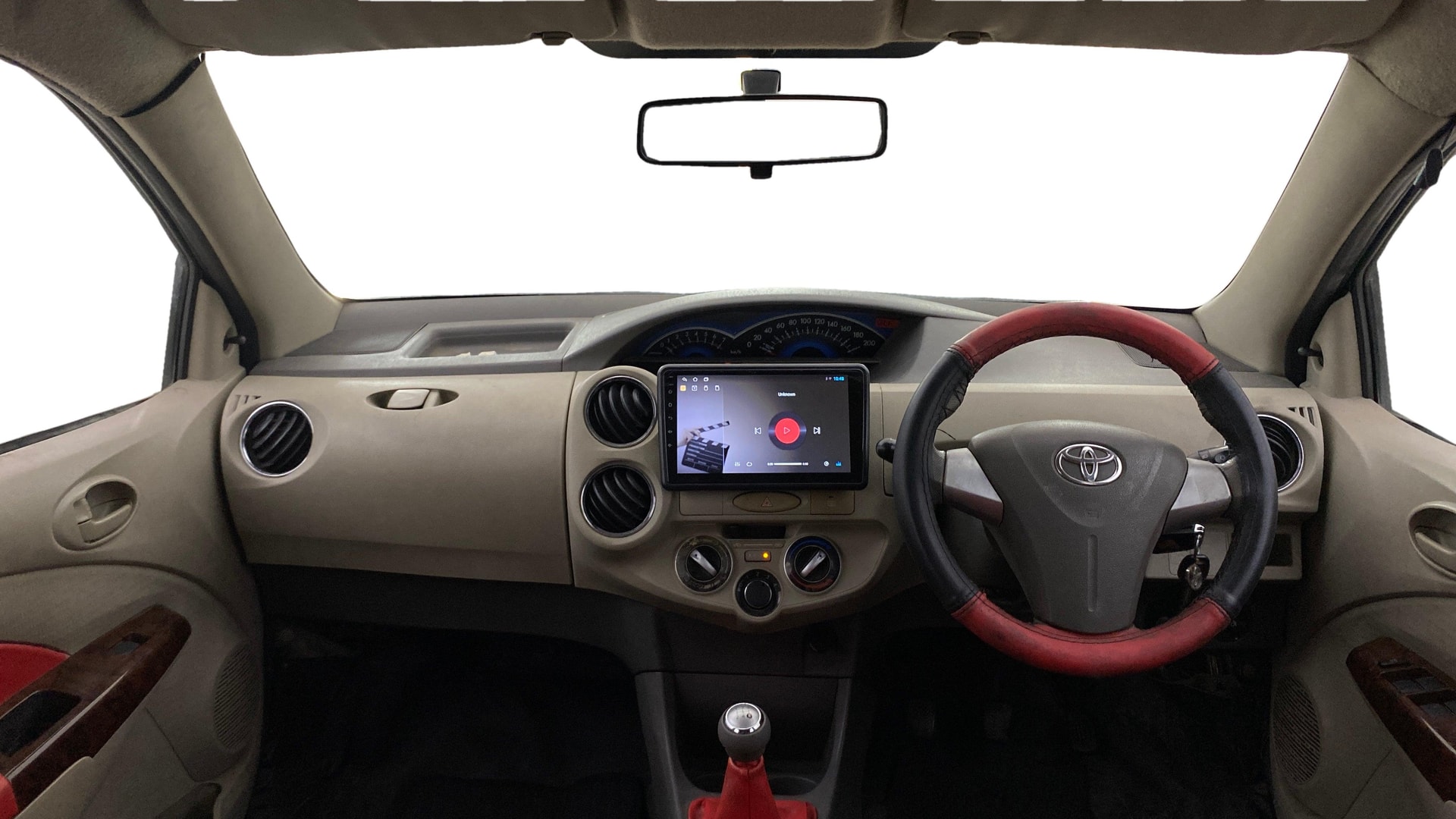 View 2013 Toyota Etios V Image 15 Used 2013 Toyota Etios V Image 15