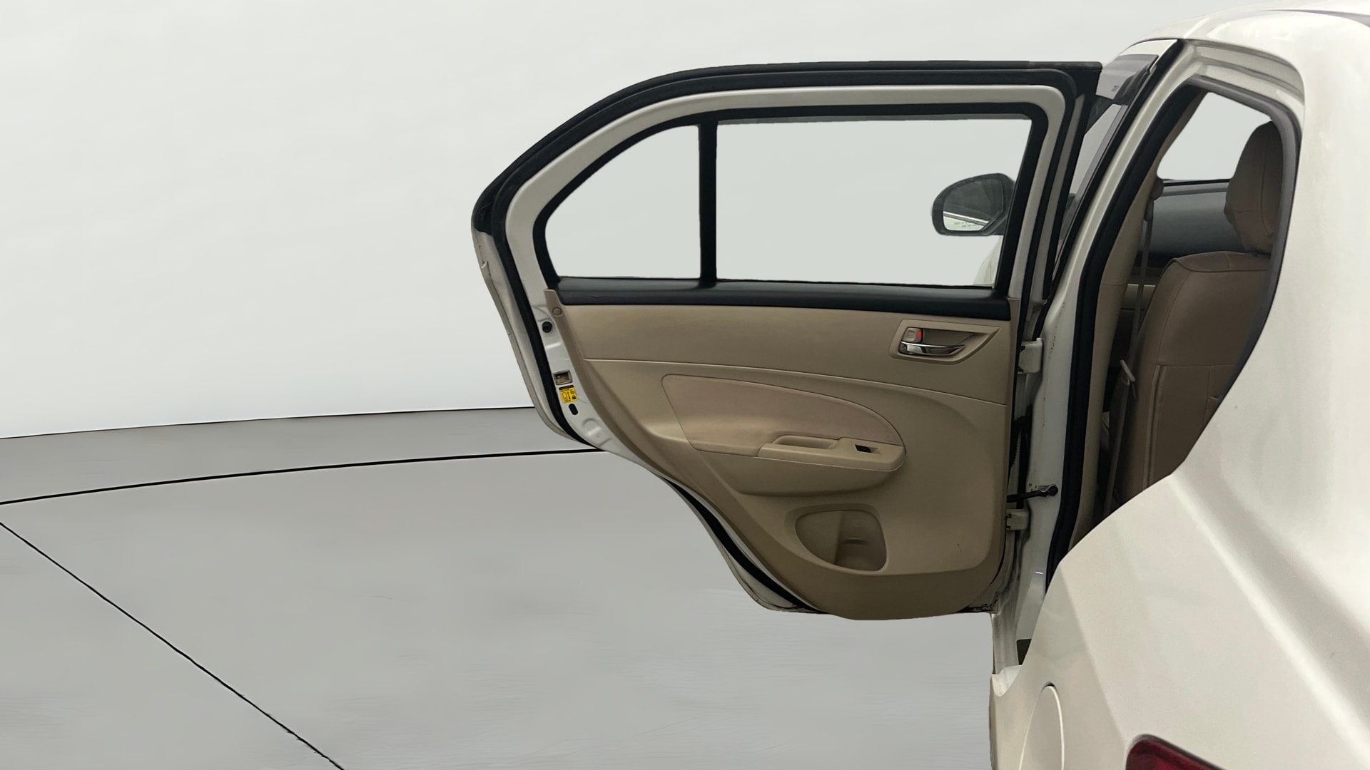 View 2016 Maruti Suzuki 1000 Base Variant Image 22 Used 2016 Maruti Suzuki 1000 Base Variant Image 22