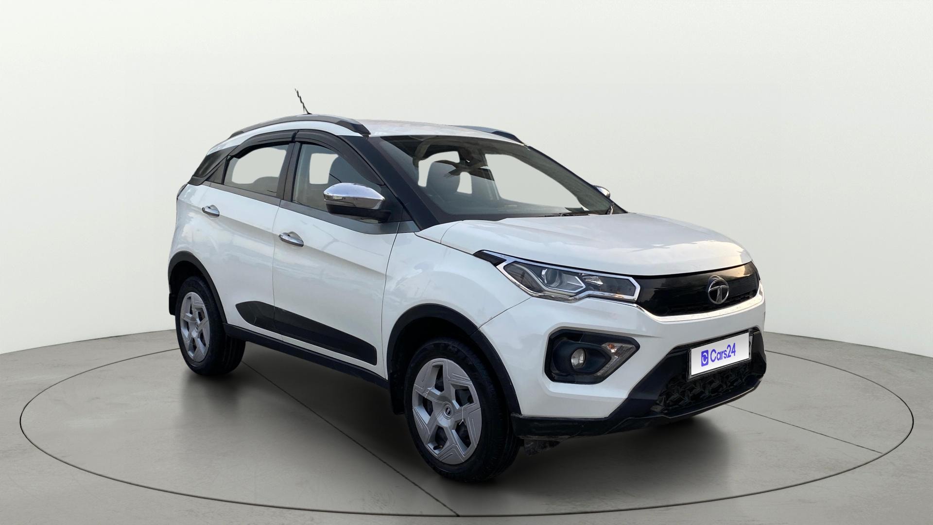View 2020 Tata Nexon Revotorq XM Image 21 Used 2020 Tata Nexon Revotorq XM Image 21