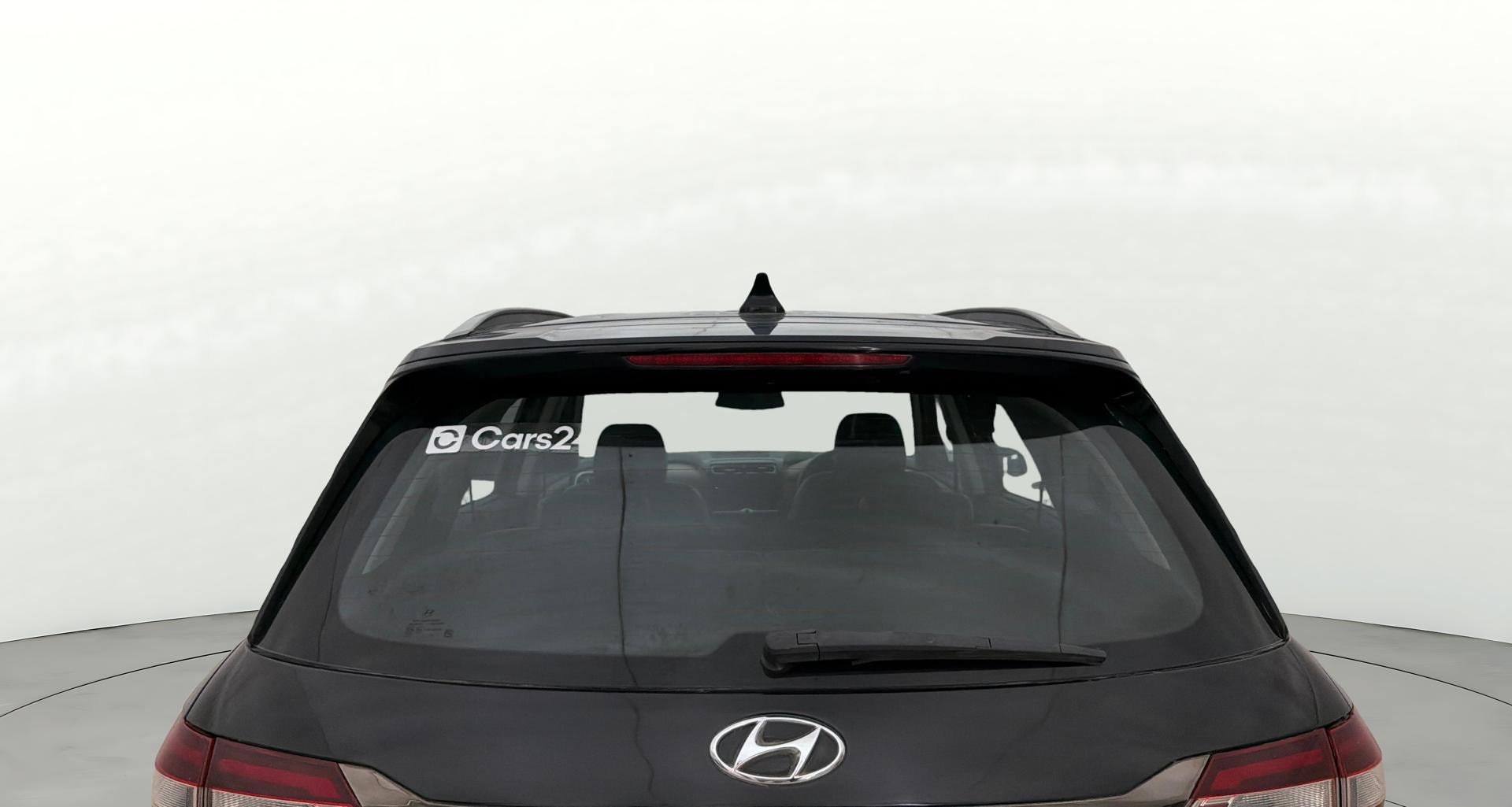 View 2023 Hyundai Alcazar Prestige 6 Seater MT Petrol Image 4 Used 2023 Hyundai Alcazar Prestige 6 Seater MT Petrol Image 4