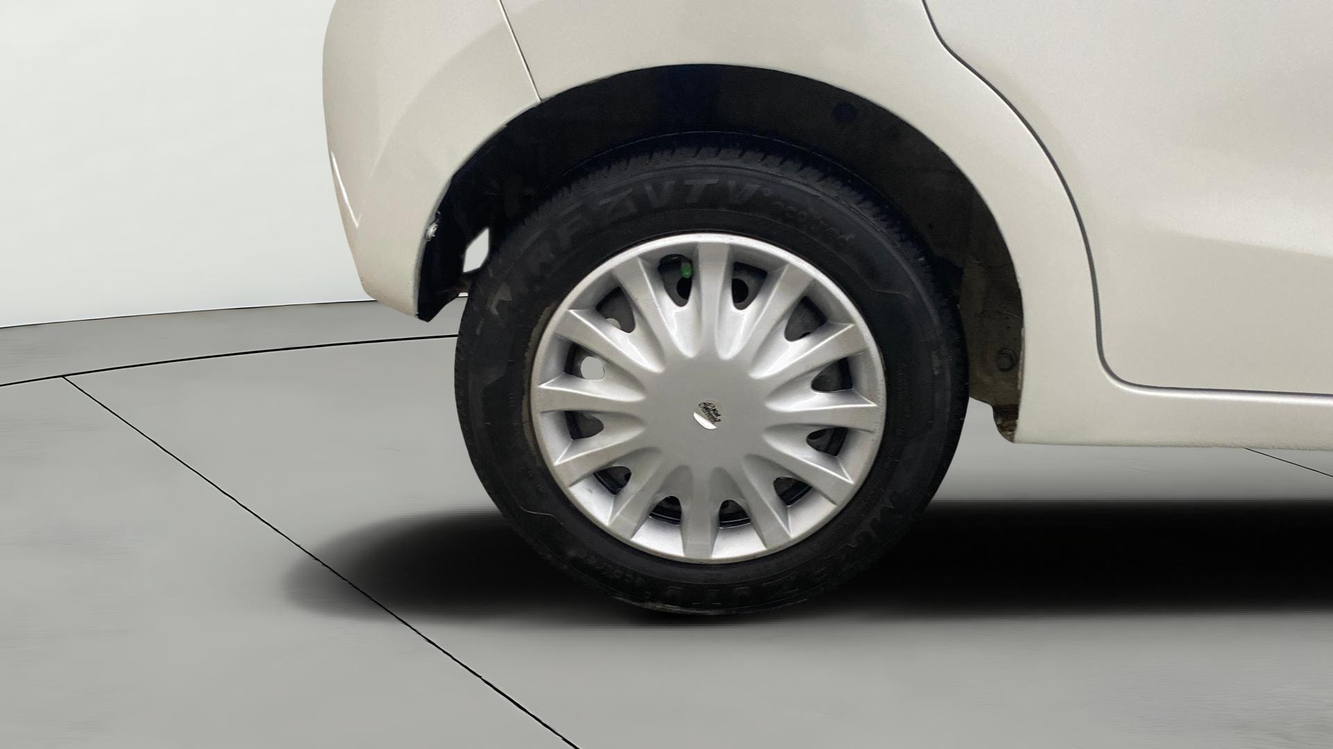View 2015 Maruti Suzuki 1000 Base Variant Image 24 Used 2015 Maruti Suzuki 1000 Base Variant Image 24