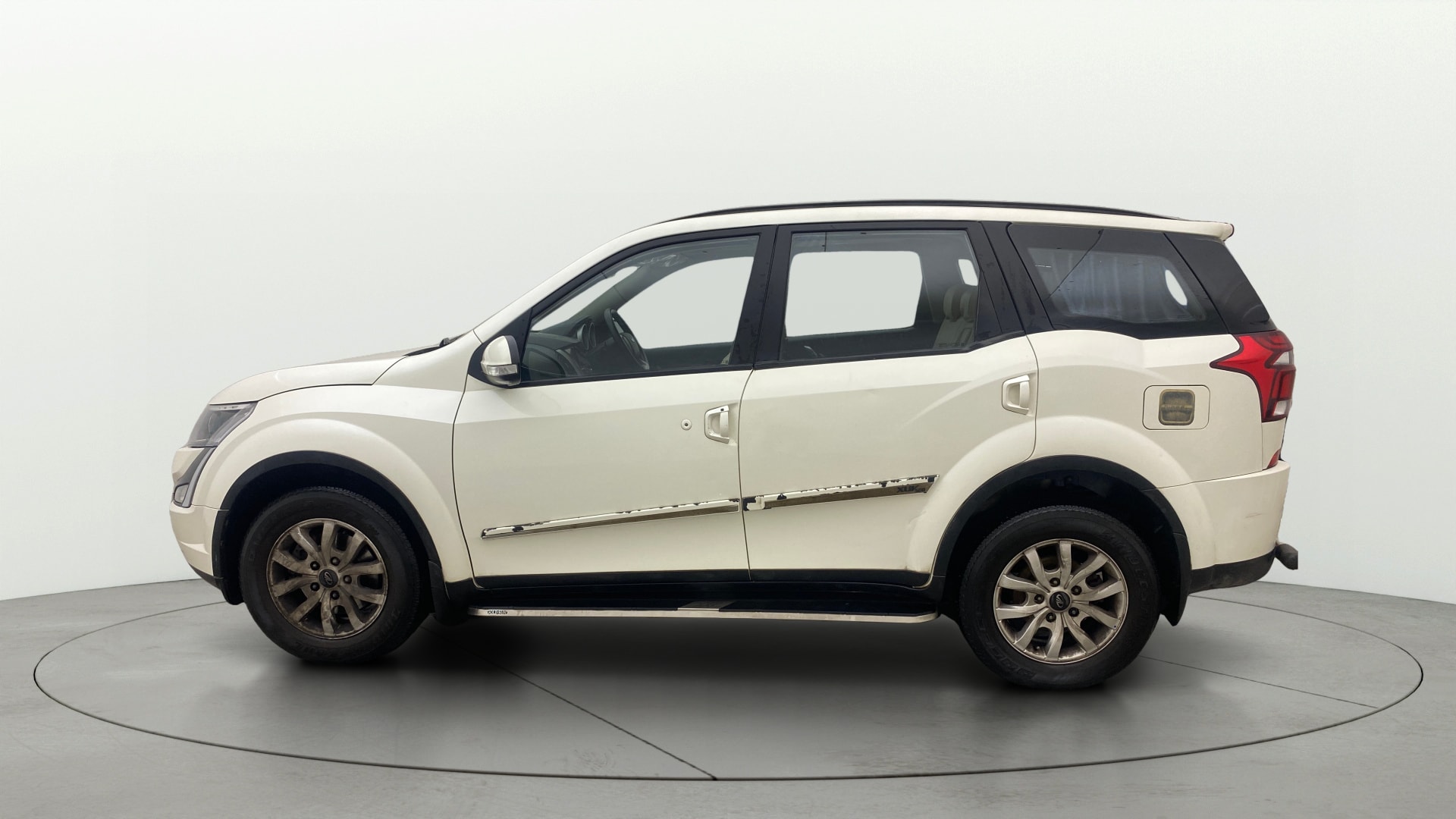 Used 2021 Mahindra XUV500 Used 2021 Mahindra XUV500