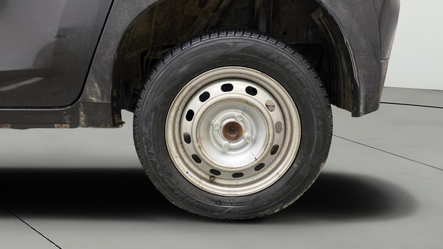 View Mahindra KUV100 Image 11 Used Mahindra KUV100 Image 11