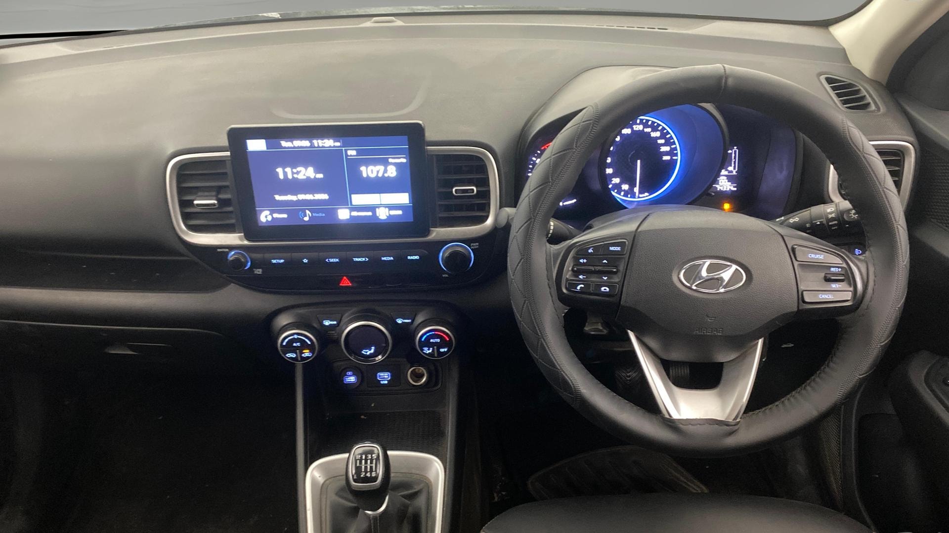 View 2021 Hyundai Venue SX 1.5 Diesel Image 21 Used 2021 Hyundai Venue SX 1.5 Diesel Image 21