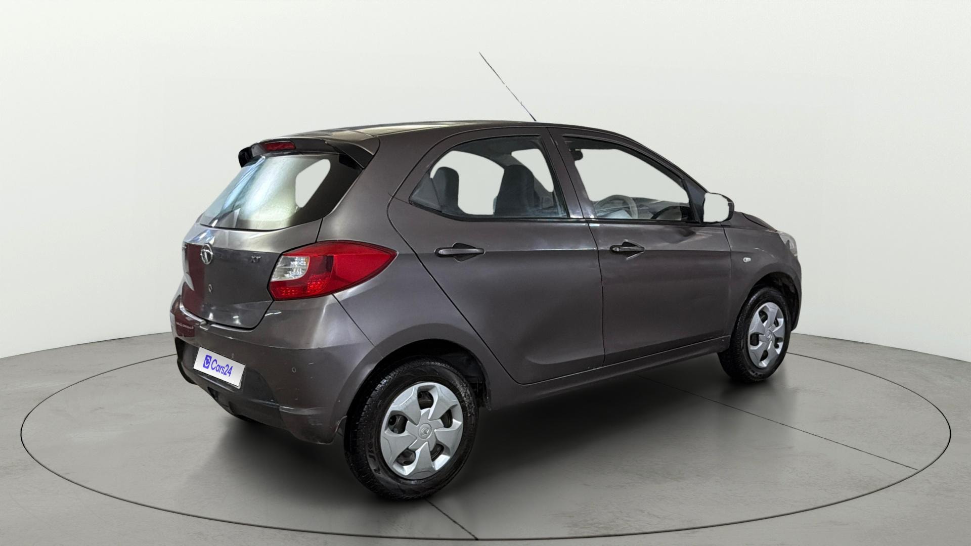 View 2018 Tata Tiago Revotorq XB Image 41 Used 2018 Tata Tiago Revotorq XB Image 41