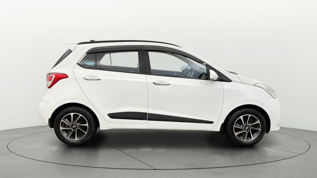 View Hyundai Grand i10 Image 27 Used Hyundai Grand i10 Image 27