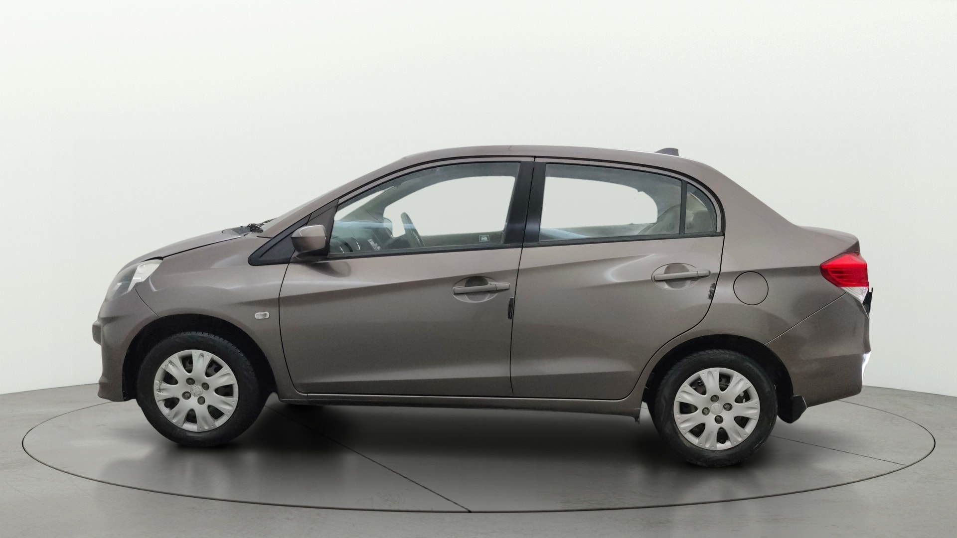 View 2014 Honda Amaze E MT Petrol BS IV Image 5 Used 2014 Honda Amaze E MT Petrol BS IV Image 5