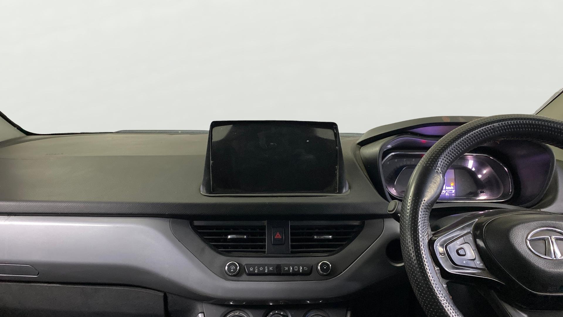 View 2022 Tata Nexon Revotron XE Image 30 Used 2022 Tata Nexon Revotron XE Image 30