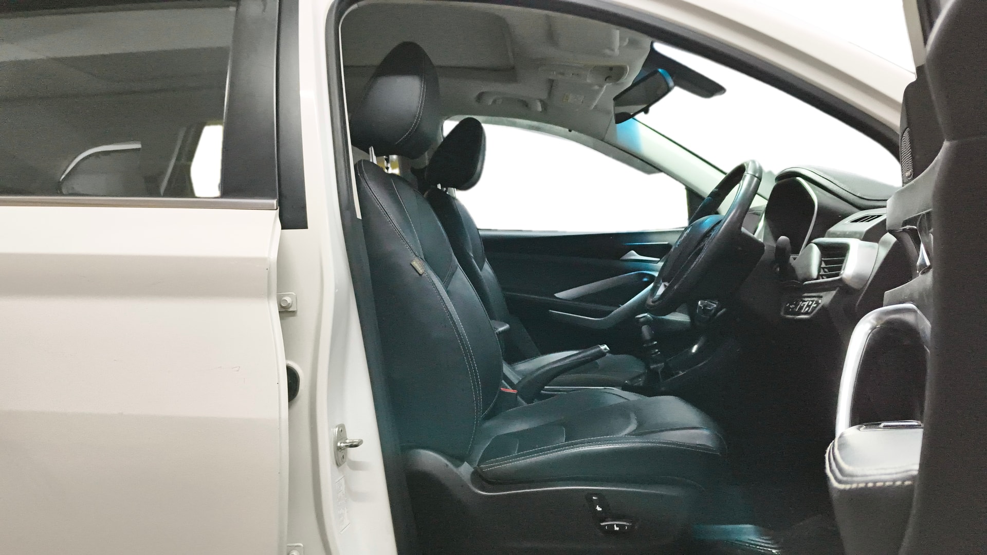 View 2020 MG Hector Sharp Diesel Image 28 Used 2020 MG Hector Sharp Diesel Image 28