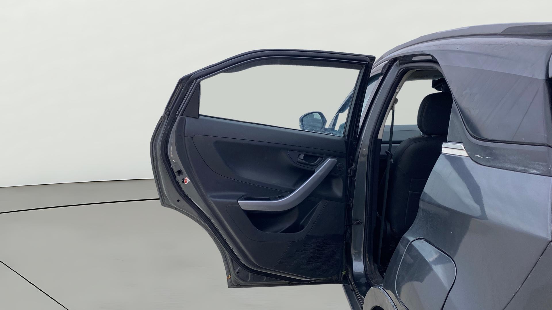 View 2022 Tata Nexon Revotron XE Image 22 Used 2022 Tata Nexon Revotron XE Image 22