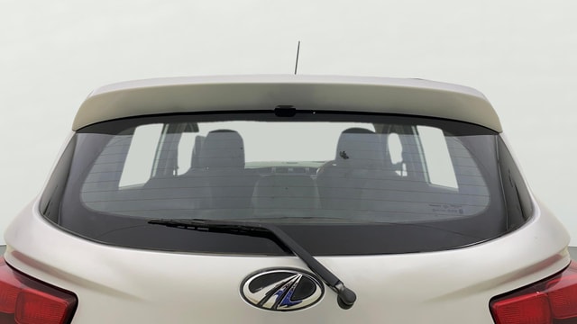 View Mahindra KUV100 Image 4 Used Mahindra KUV100 Image 4