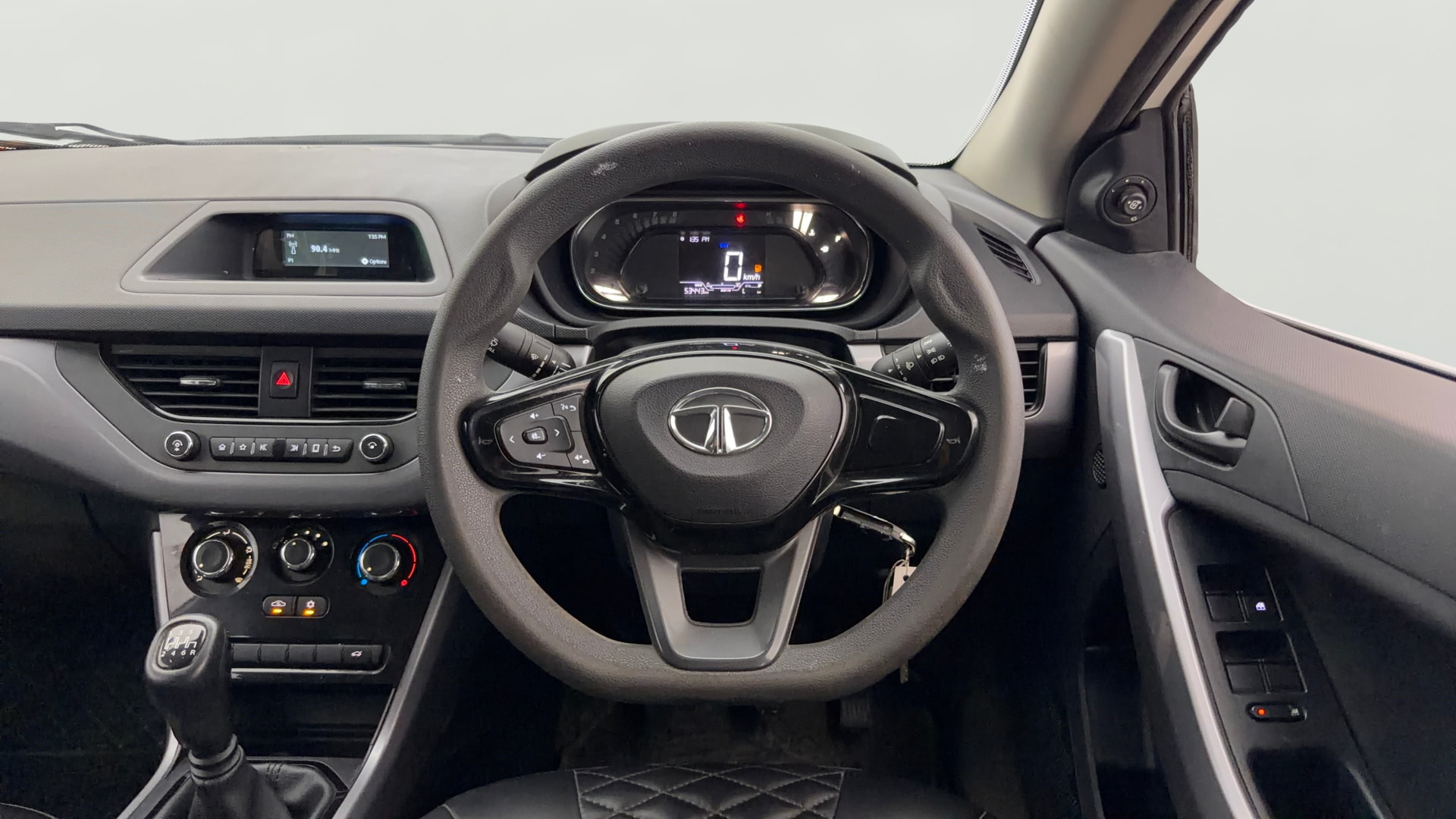 View 2021 Tata Nexon Revotron XE Image 20 Used 2021 Tata Nexon Revotron XE Image 20