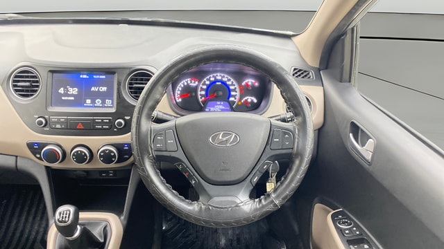 View Hyundai Grand i10 Image 20 Used Hyundai Grand i10 Image 20