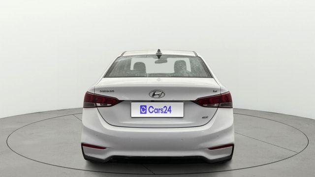 View Hyundai Verna Image 39 Used Hyundai Verna Image 39