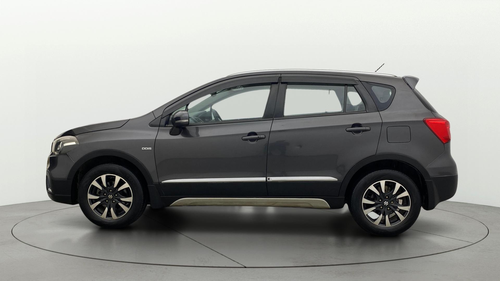 View 2018 Maruti Suzuki 1000 Base Variant Image 6 Used 2018 Maruti Suzuki 1000 Base Variant Image 6