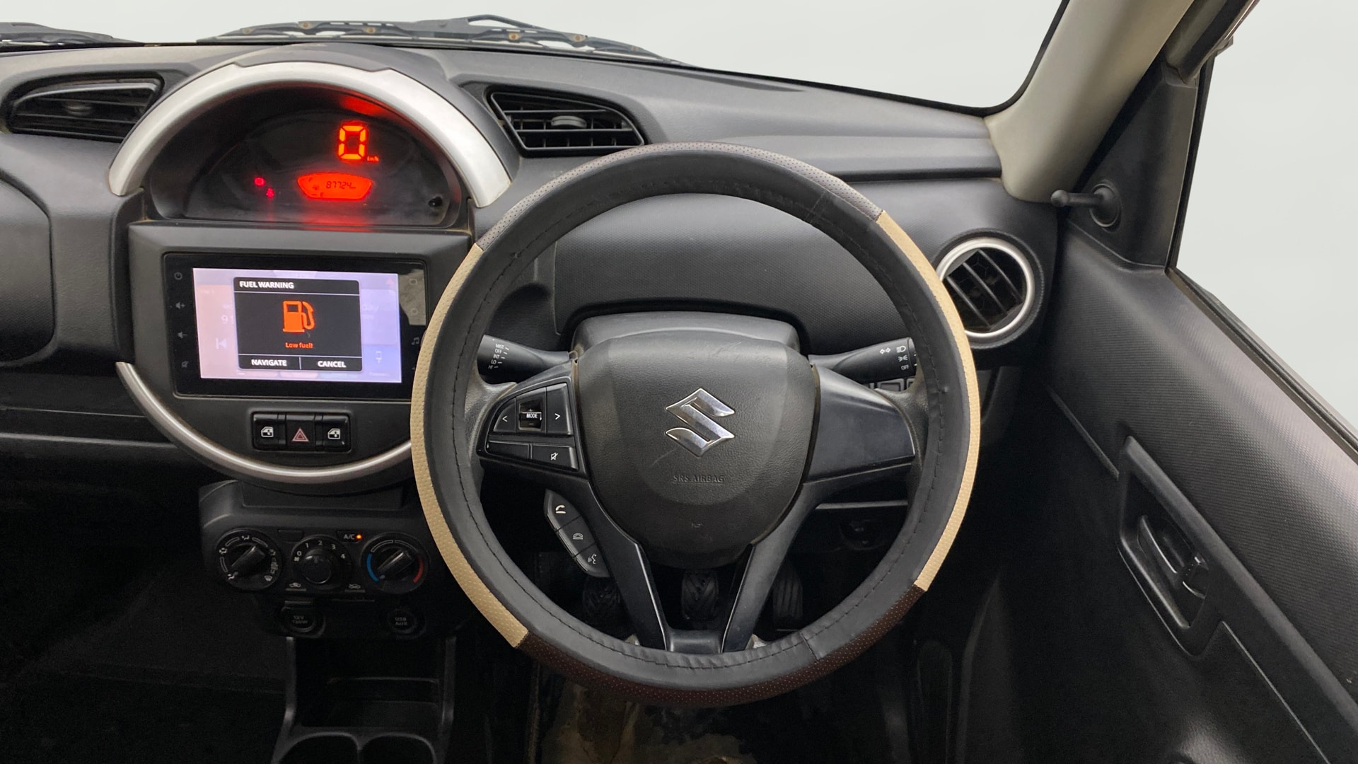 View 2019 Maruti Suzuki 1000 Base Variant Image 20 Used 2019 Maruti Suzuki 1000 Base Variant Image 20