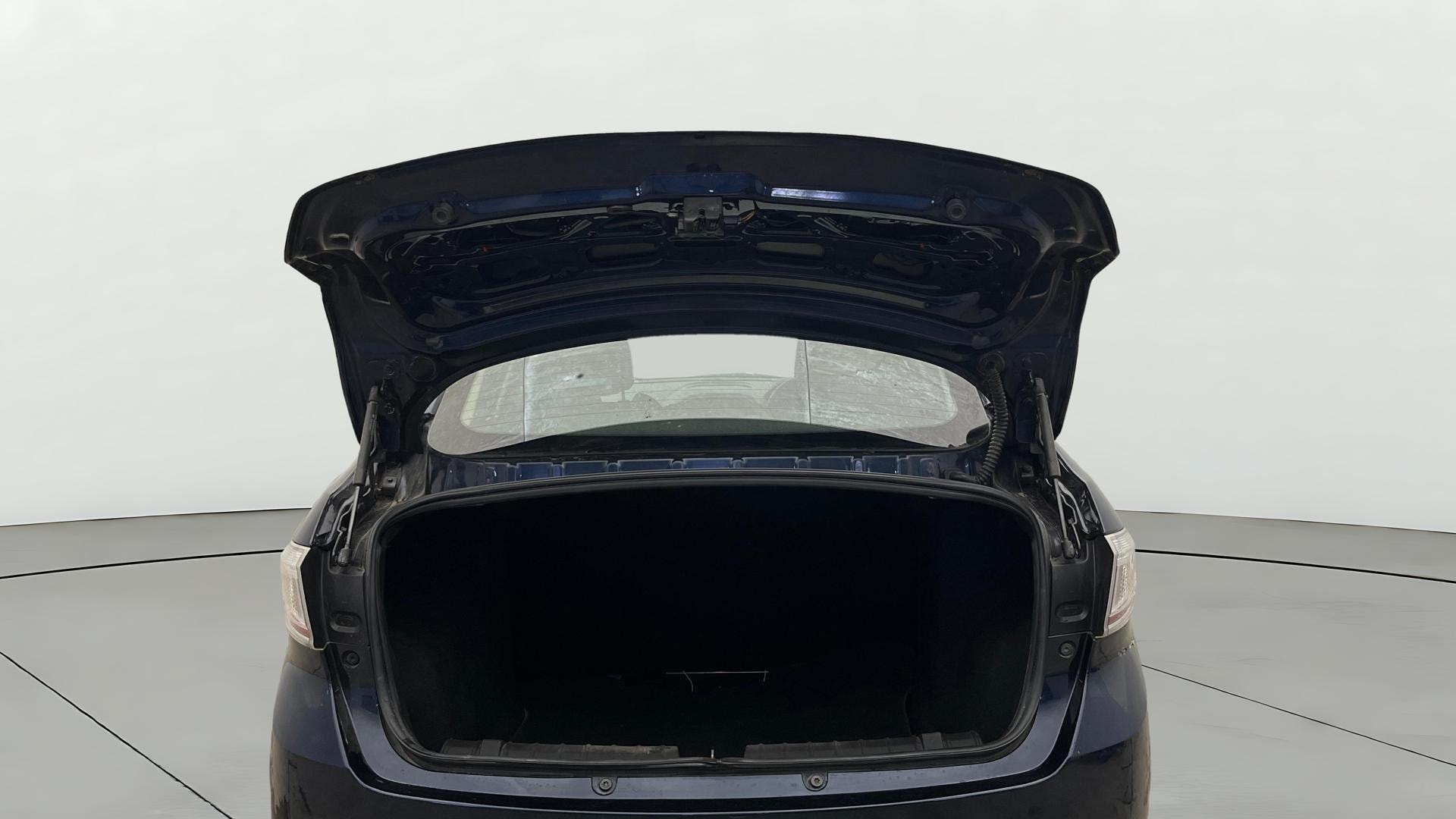 View 2019 Tata Tigor XE Diesel Image 29 Used 2019 Tata Tigor XE Diesel Image 29