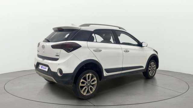 View Hyundai i20 Active Image 45 Used Hyundai i20 Active Image 45