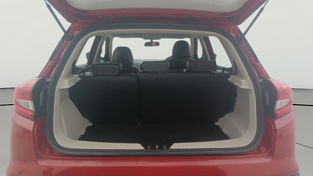 View Mahindra XUV300 Image 36 Used Mahindra XUV300 Image 36