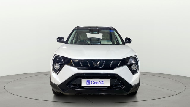 View Mahindra XUV 3XO Image 1 Used Mahindra XUV 3XO Image 1