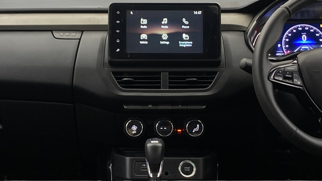 View Renault Kiger Image 17 Used Renault Kiger Image 17