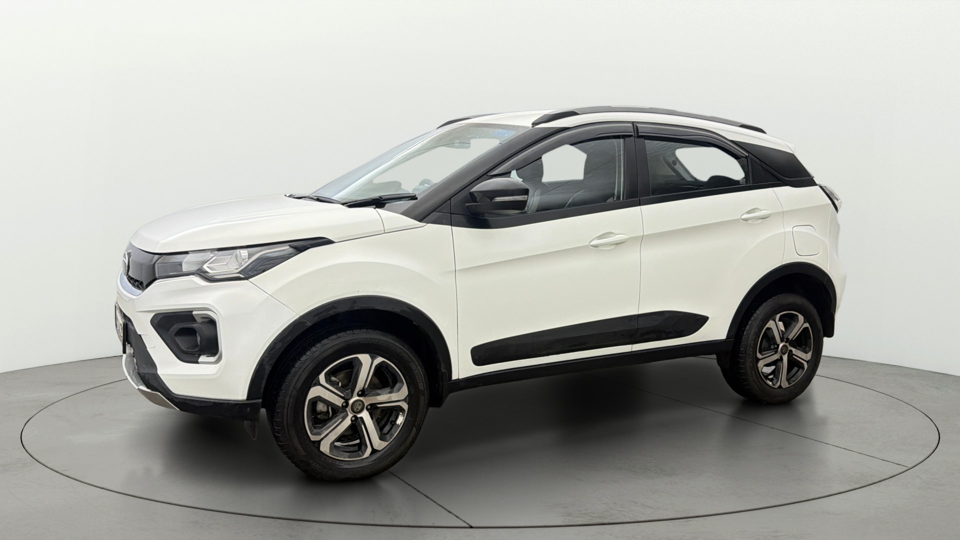 View 2023 Tata Nexon Revotron XE Image 36 Used 2023 Tata Nexon Revotron XE Image 36