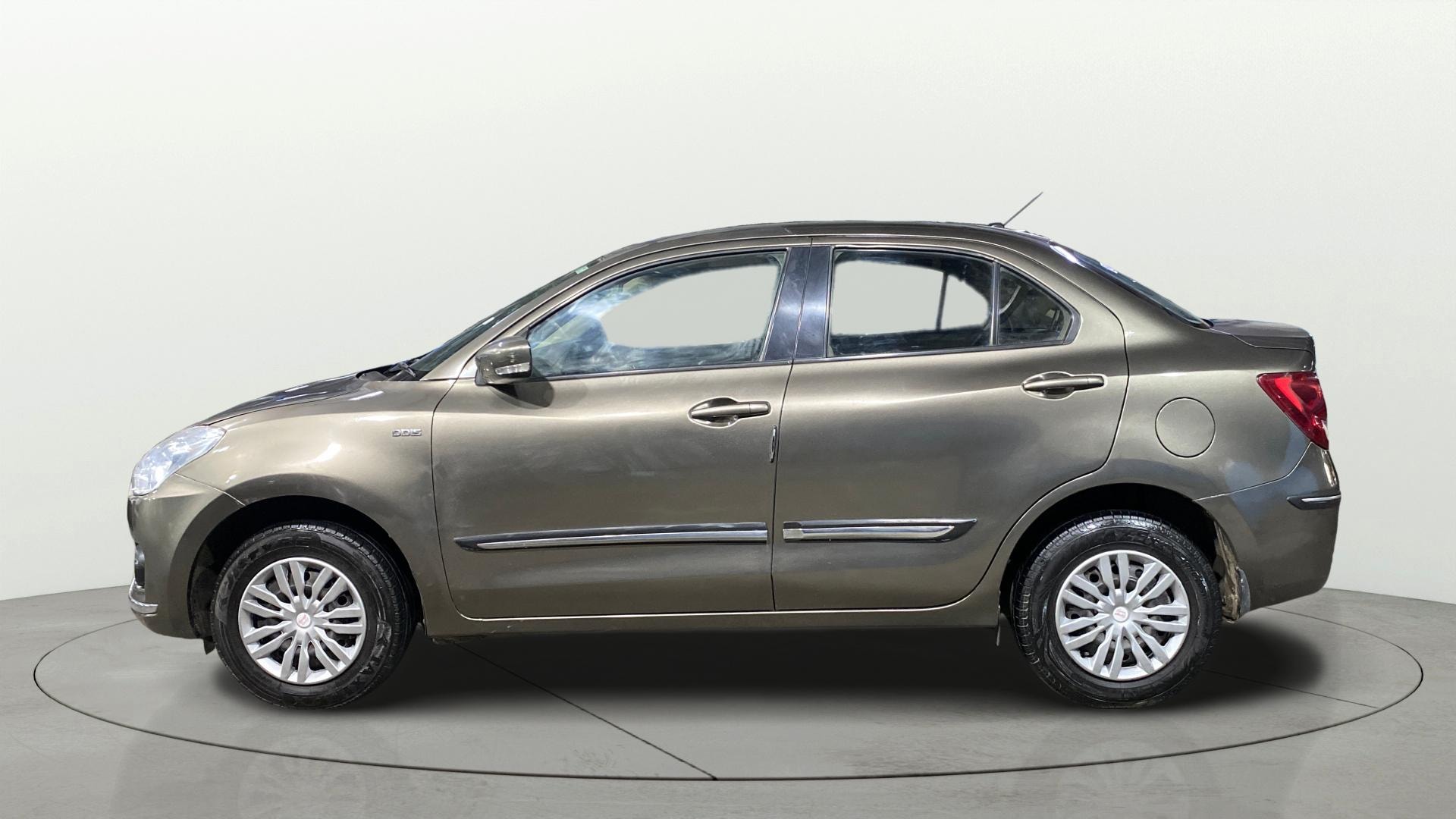 View 2017 Maruti Suzuki 1000 Base Variant Image 5 Used 2017 Maruti Suzuki 1000 Base Variant Image 5